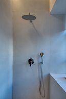 Nalia Suites