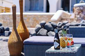 Beach Houses Santorini