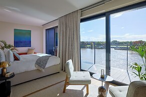 Fulham Pier Hotel