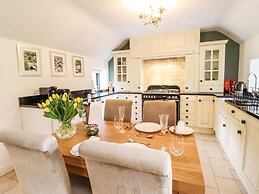 The Talkhouse Cottage