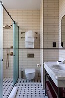 Bertrand's Townhouse