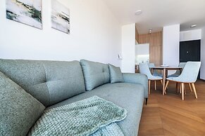 The View - Apartment with pool