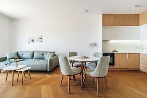 The View - Apartment with pool