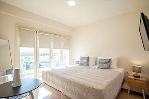 Apeiron Akrotiri by Apeiron Hotels