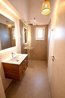 Apeiron Akrotiri by Apeiron Hotels