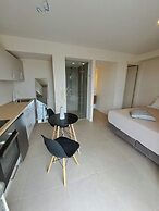 Apeiron Akrotiri by Apeiron Hotels