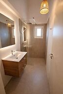 Apeiron Akrotiri by Apeiron Hotels