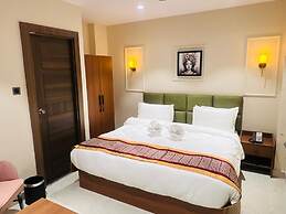 HOTEL SUPREME INN