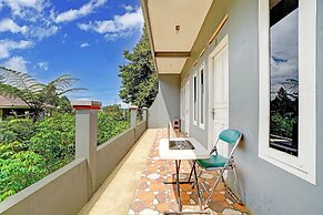 OYO 95065 Villa Ade