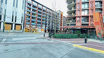 Ocean View Condo . Downtown Vancouver