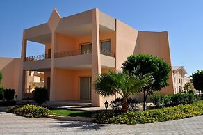 Shoni Bay Resort