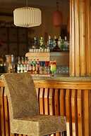 Shoni Bay Resort