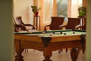 Shoni Bay Resort