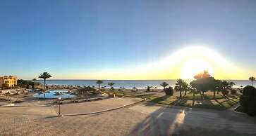 Shoni Bay Resort