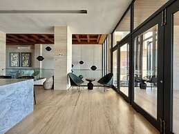 The O apartments