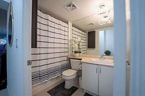 Guestilo Residence - Fort York
