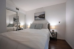 Guestilo Residence - Fort York