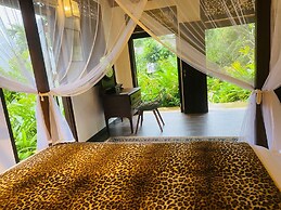 Rain Drops Wellness Villa Sinharaja