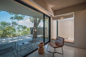 CLOUD RETREAT