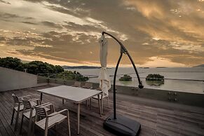 CLOUD RETREAT