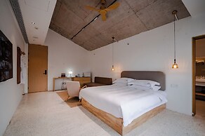 CLOUD RETREAT