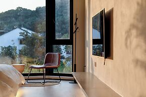 CLOUD RETREAT