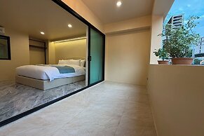 Sand Maré Karon Hotel