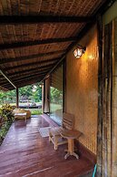 Lion Cafe Resort