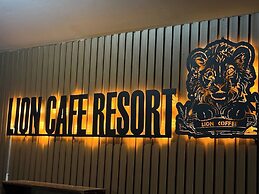 Lion Cafe Resort