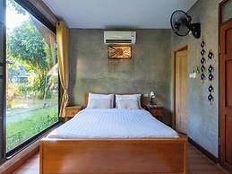 Lion Cafe Resort