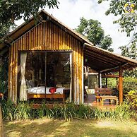 Lion Cafe Resort
