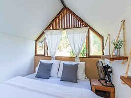 Lion Cafe Resort