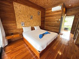 Mataburi River Kwai Resort