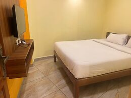 White Yellow Residency