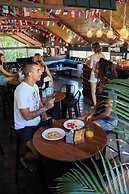 Gili Beach Bum Hostel