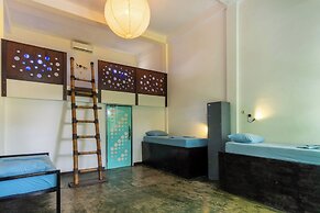 Gili Beach Bum Hostel