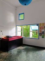Gili Beach Bum Hostel