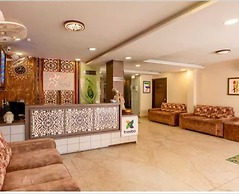 Hotel Red Coral by Trinetra