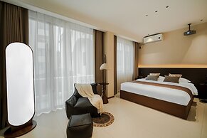 Jingdezhen Streamside B&B (Taoxichuan Cultural & Creative Zone Branch)