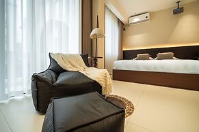 Jingdezhen Streamside B&B (Taoxichuan Cultural & Creative Zone Branch)