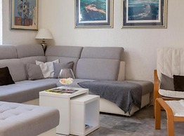 Modern Villa With Pool Nancy