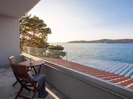 Modern Villa With Pool Nancy