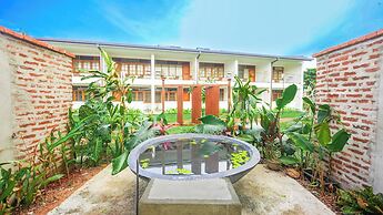 Surfing Elephant Resort