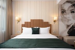 Hotel Epica