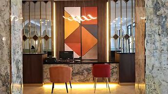 Front One Hotel Mesir Surabaya