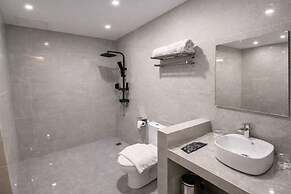 Front One Hotel Mesir Surabaya