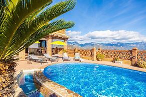 Villa Baena in Macaca