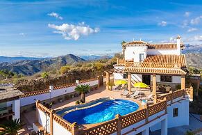 Villa Baena in Macaca