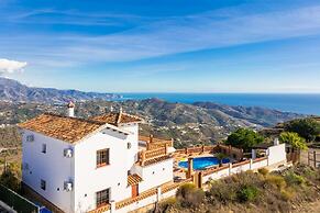 Villa Baena in Macaca