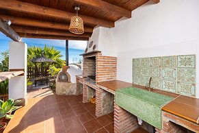 Villa Baena in Macaca